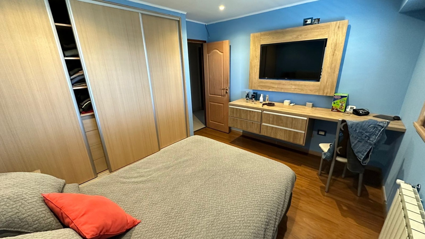 CHALET 5 Ambientes c/GARAGE Doble y PARQUE