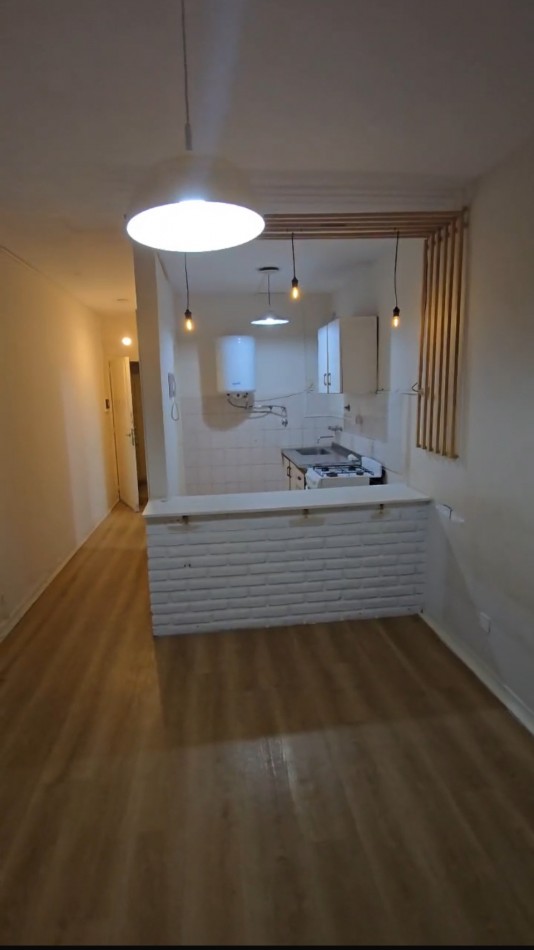 DEPARTAMENTO 1 AMB. C/BALCON A LA CALLE