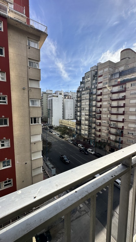 DEPARTAMENTO 1 AMB. C/BALCON A LA CALLE