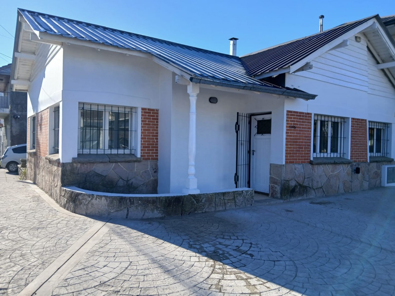ALQUILER 24 MESES CHALET 3 AMB. C/ GGE Y PATIO