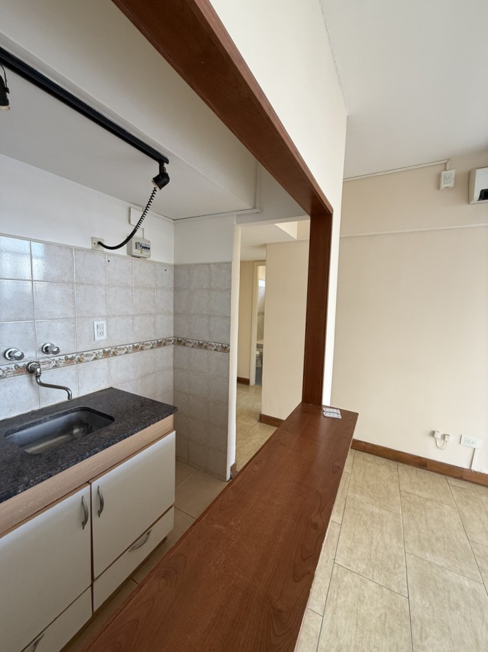 ALQUILER 24 MESES DEPTO 2 AMBIENTES A LA CALLE