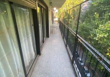 Departamento 3 amb con balcon a la calle