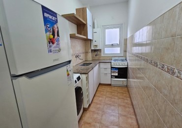 DEPARTAMENTO AMOBLADO DE UN AMBIENTE AL CONTRA FRENTE CON BALCON 